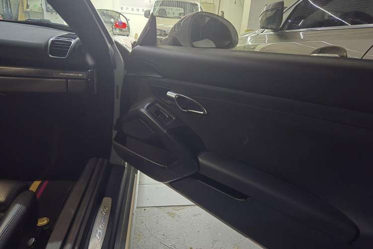 Used Porsche Boxster 2013 Boxster 2.7L Interior 6
