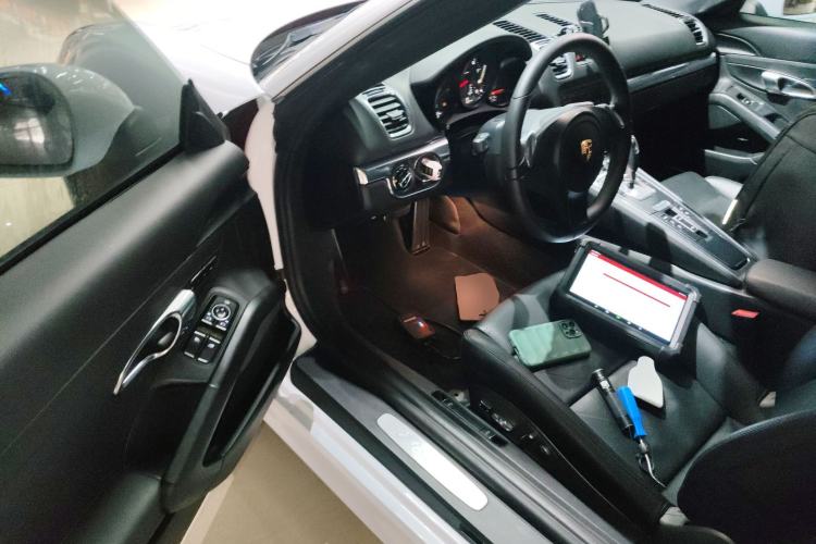 Used Porsche Boxster 2013 Boxster 2.7L Left Front Seat