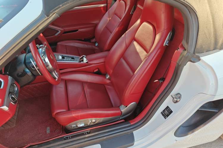 Used Porsche Boxster 2013 Boxster 2.7L Left Rear Seat
