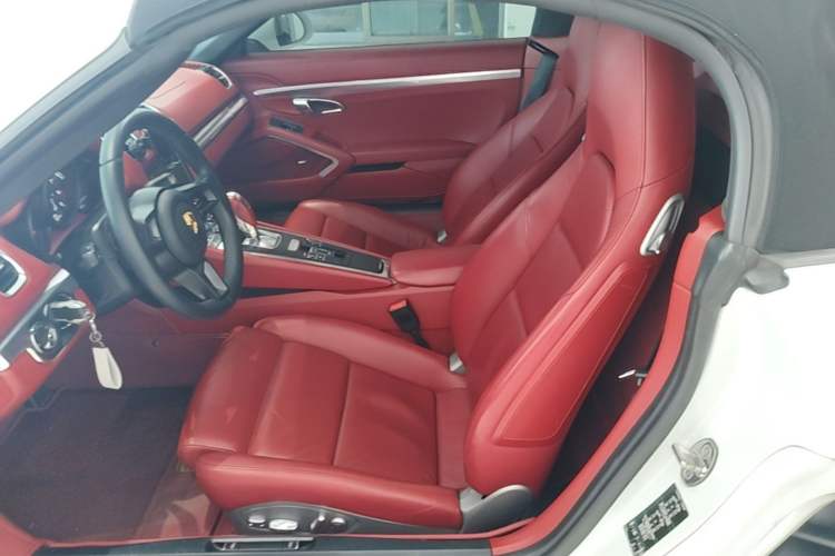 Used Porsche Boxster 2013 Boxster 2.7L Left Rear Seat