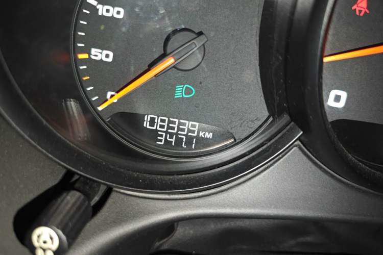 Used Porsche Boxster 2013 Boxster 2.7L Odometer Close Up