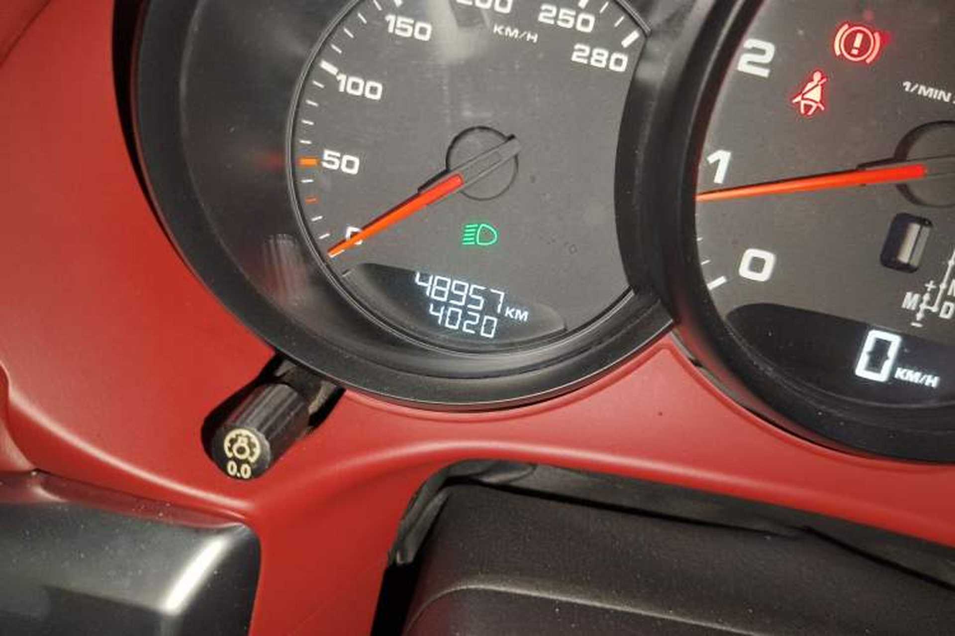 Used Porsche Boxster 2013 Boxster 2.7L Odometer Close Up