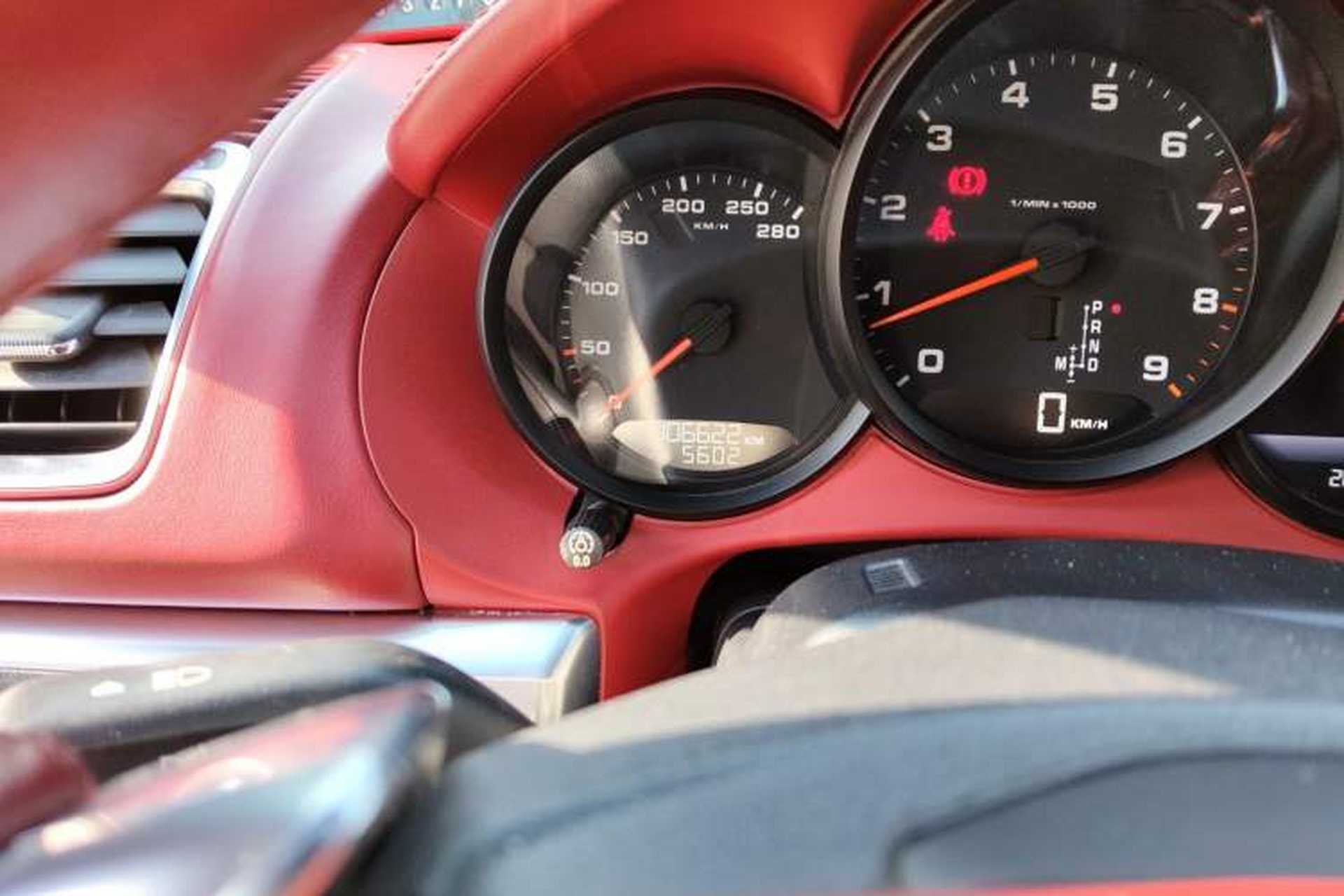 Used Porsche Boxster 2013 Boxster 2.7L Odometer Close Up