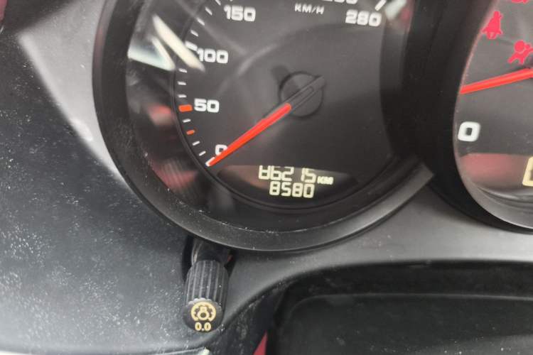 Used Porsche Boxster 2013 Boxster 2.7L Odometer Close Up