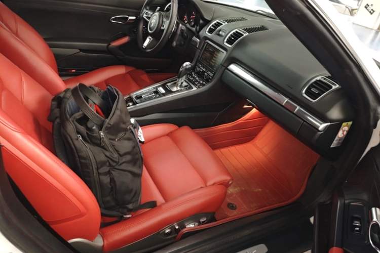 Used Porsche Boxster 2013 Boxster 2.7L Right Front Seat