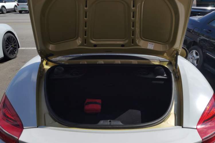 Used Porsche Boxster 2013 Boxster 2.7L Trunk
