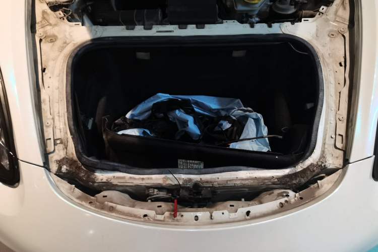 Used Porsche Boxster 2013 Boxster 2.7L Trunk