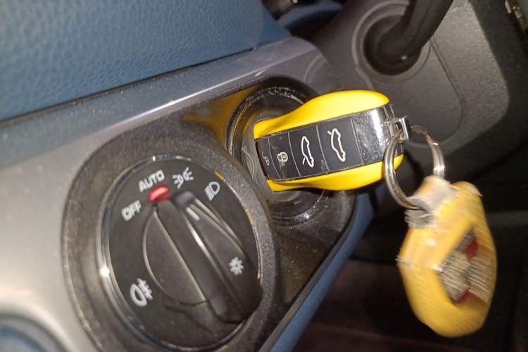 Used Porsche Boxster 2013 Boxster 2.7L Vehicle Key