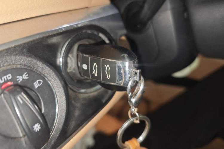 Used Porsche Boxster 2013 Boxster 2.7L Vehicle Key