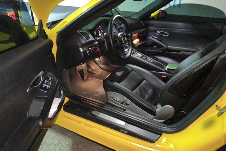 Used Porsche Boxster 2013 Boxster 2.7L Driver Seat