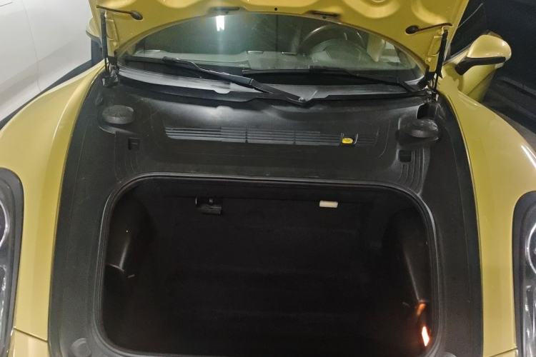 Used Porsche Boxster 2013 Boxster 2.7L Engine Bay
