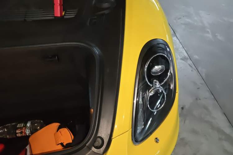 Used Porsche Boxster 2013 Boxster 2.7L Engine Bay Left