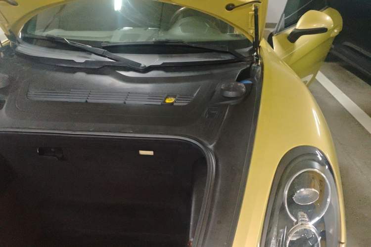 Used Porsche Boxster 2013 Boxster 2.7L Engine Bay Left