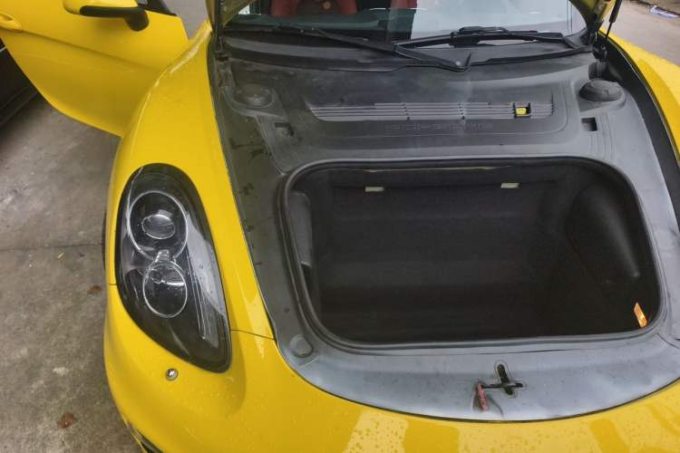 Used Porsche Boxster 2013 Boxster 2.7L Engine Bay Right