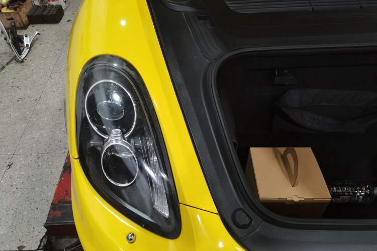 Used Porsche Boxster 2013 Boxster 2.7L Engine Bay Right