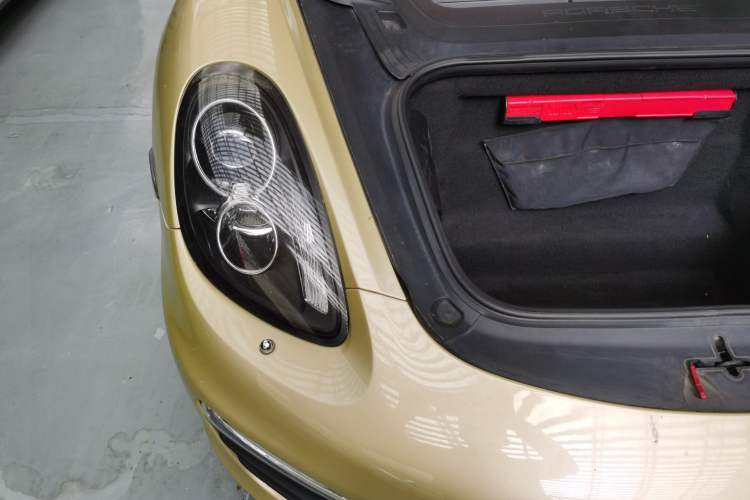 Used Porsche Boxster 2013 Boxster 2.7L Engine Bay Right