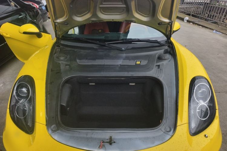 Used Porsche Boxster 2013 Boxster 2.7L Engine Bay