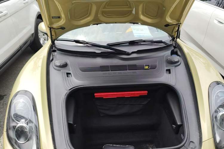 Used Porsche Boxster 2013 Boxster 2.7L Engine Bay