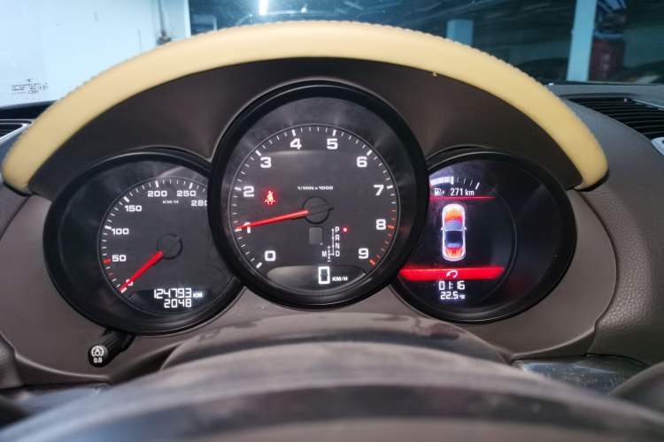 Used Porsche Boxster 2013 Boxster 2.7L Instrument Cluster