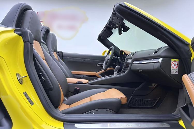 Used Porsche Boxster 2013 Boxster 2.7L Interior 12