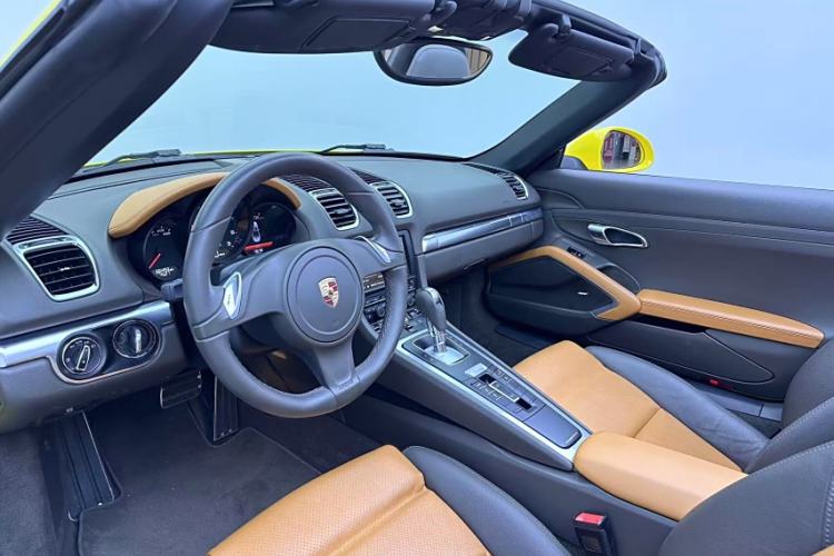 Used Porsche Boxster 2013 Boxster 2.7L Interior 2