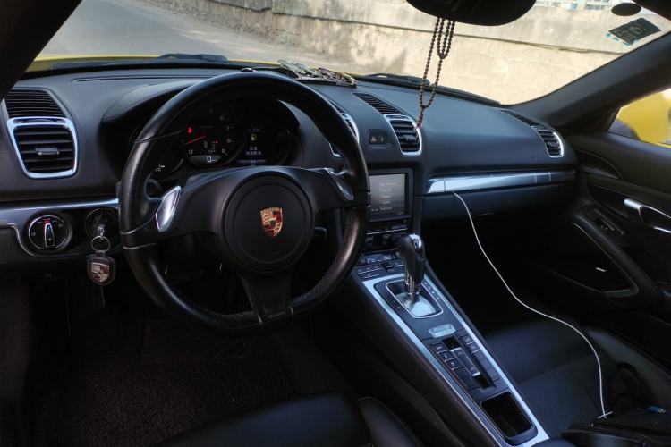 Used Porsche Boxster 2013 Boxster 2.7L Interior 2