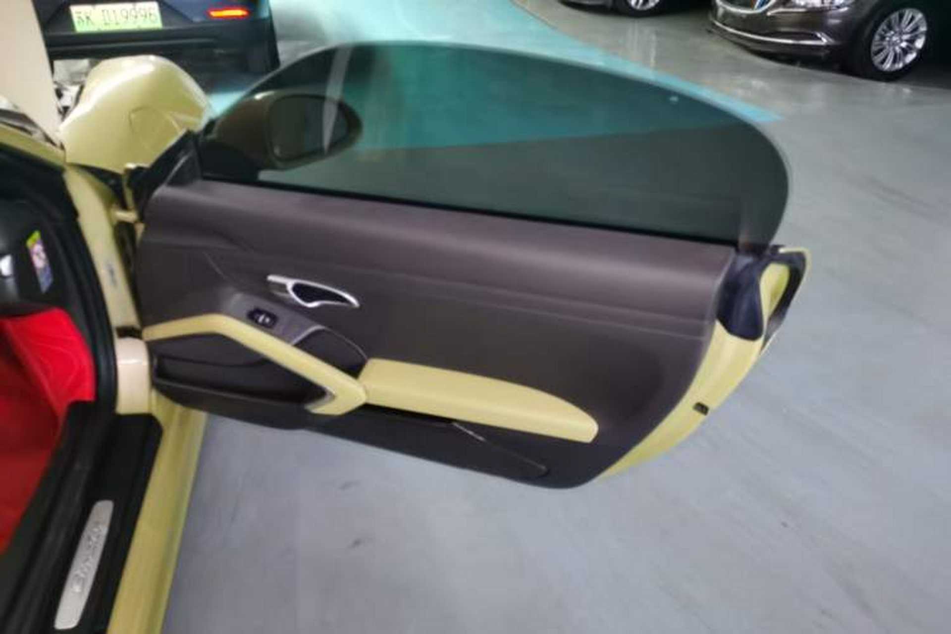 Used Porsche Boxster 2013 Boxster 2.7L Interior 3