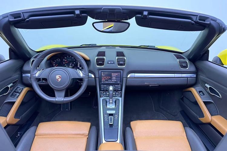 Used Porsche Boxster 2013 Boxster 2.7L Interior 4