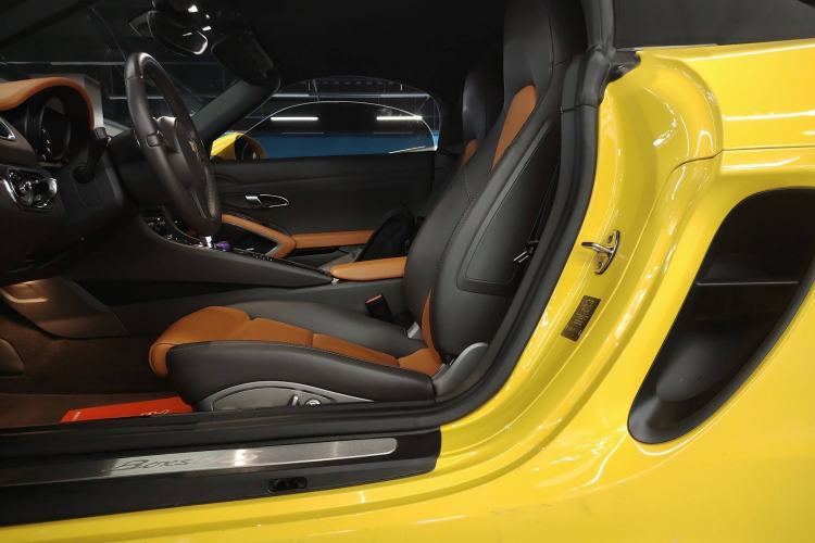 Used Porsche Boxster 2013 Boxster 2.7L Left Front Seat