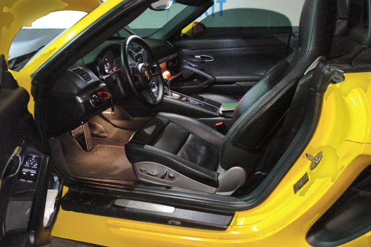 Used Porsche Boxster 2013 Boxster 2.7L Left Front Seat