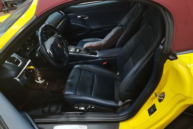 Used Porsche Boxster 2013 Boxster 2.7L Left Front Seat