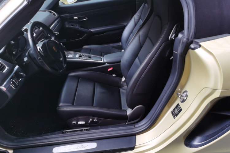 Used Porsche Boxster 2013 Boxster 2.7L Left Front Seat