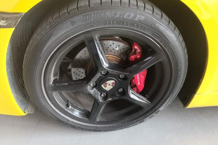 Used Porsche Boxster 2013 Boxster 2.7L Left Front Wheel Hub