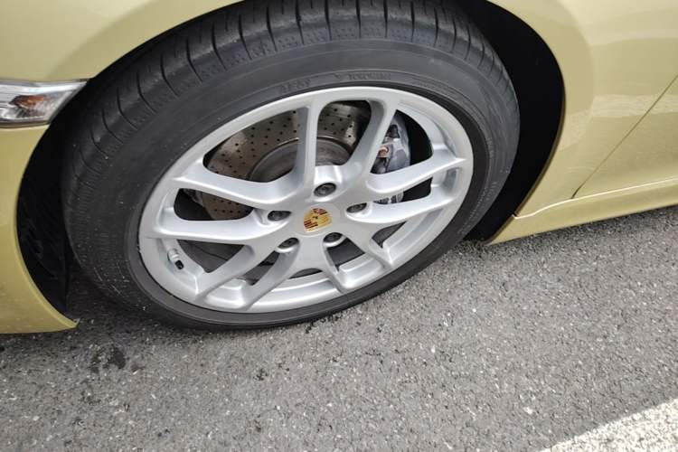 Used Porsche Boxster 2013 Boxster 2.7L Left Front Wheel Hub