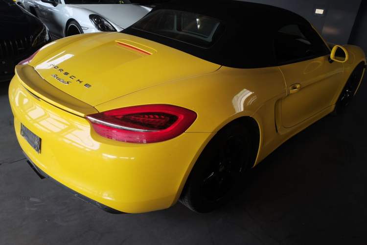 Used Porsche Boxster 2013 Boxster 2.7L Rear Right 45 Deg