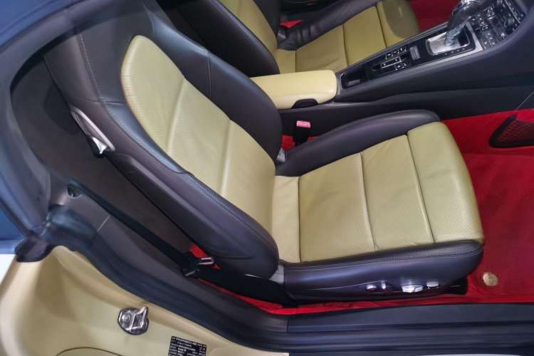 Used Porsche Boxster 2013 Boxster 2.7L Right Front Seat
