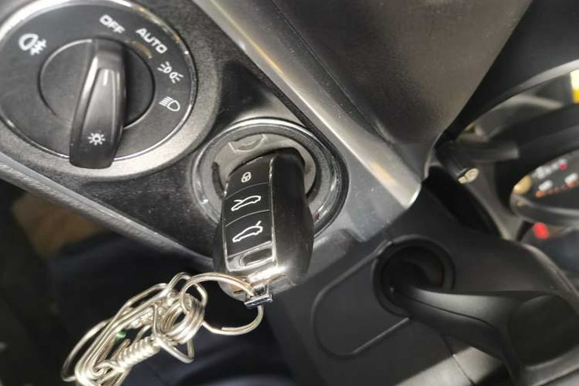 Used Porsche Boxster 2013 Boxster 2.7L Vehicle Key