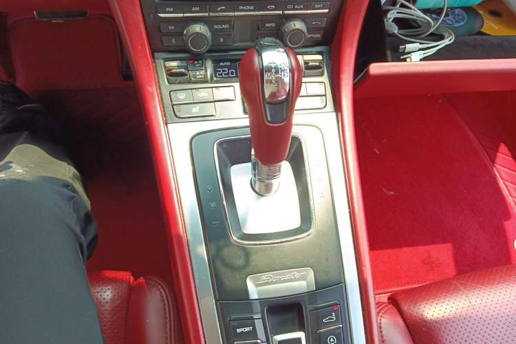 Used Porsche Boxster 2015 Boxster Style Edition 2.7L Gear Lever