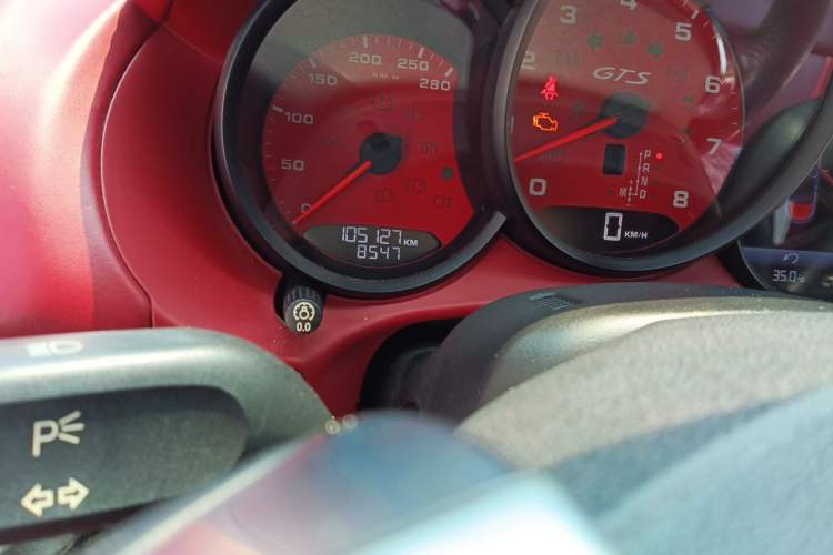 Used Porsche Boxster 2015 Boxster Style Edition 2.7L Odometer Close Up
