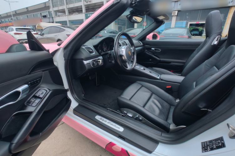 Used Porsche Boxster 2015 Boxster Style Edition 2.7L Interior 4