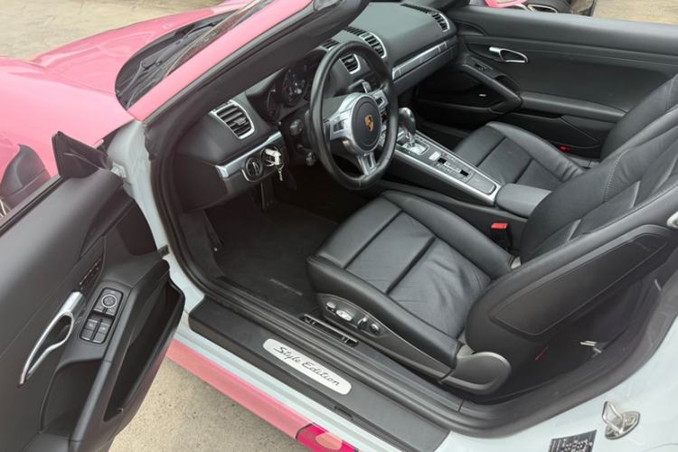 Used Porsche Boxster 2015 Boxster Style Edition 2.7L Interior 6