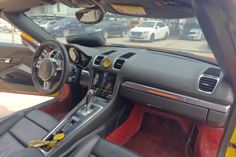 Used Porsche Boxster 2015 Boxster Style Edition 2.7L Center Console