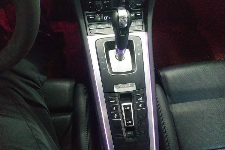 Used Porsche Boxster 2015 Boxster Style Edition 2.7L Gear Lever