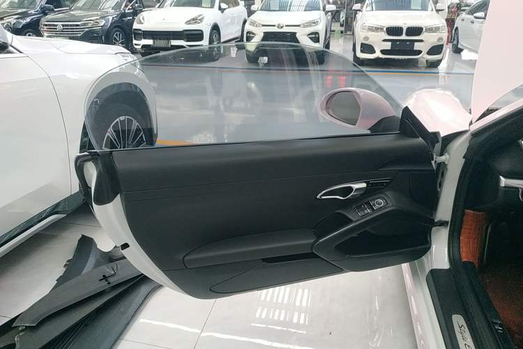 Used Porsche Boxster 2015 Boxster Style Edition 2.7L Interior 8