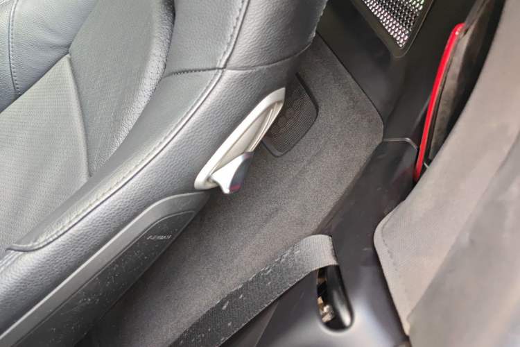 Used Porsche Boxster 2015 Boxster Style Edition 2.7L Left Rear Seat