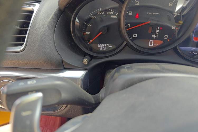 Used Porsche Boxster 2015 Boxster Style Edition 2.7L Odometer Close Up