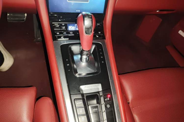 Used Porsche Boxster 2015 Boxster Style Edition 2.7L Gear Lever