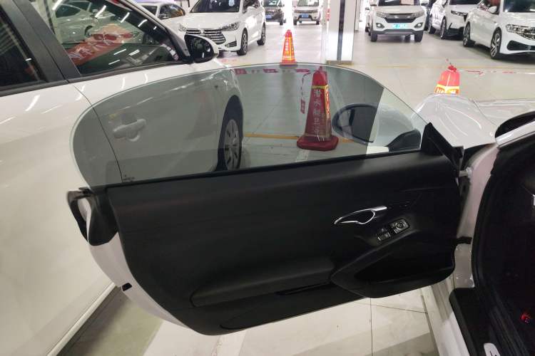 Used Porsche Boxster 2015 Boxster Style Edition 2.7L Interior 8