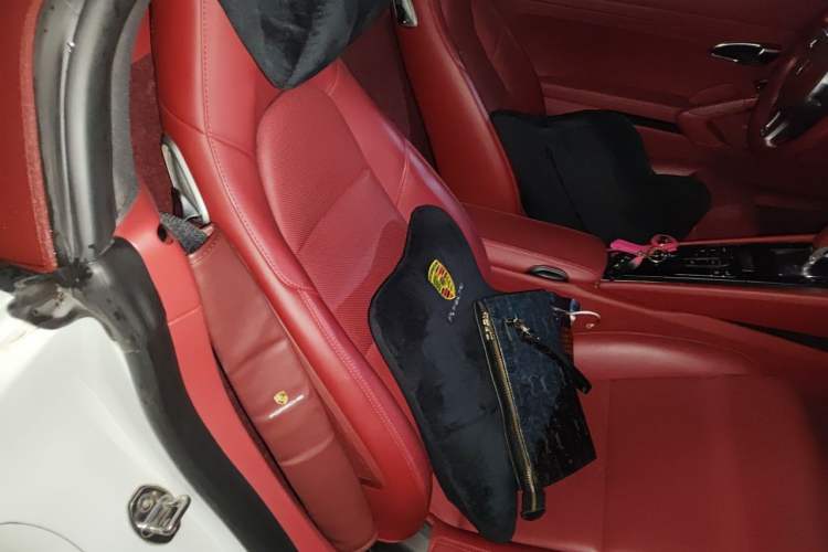 Used Porsche Boxster 2015 Boxster Style Edition 2.7L Left Rear Seat