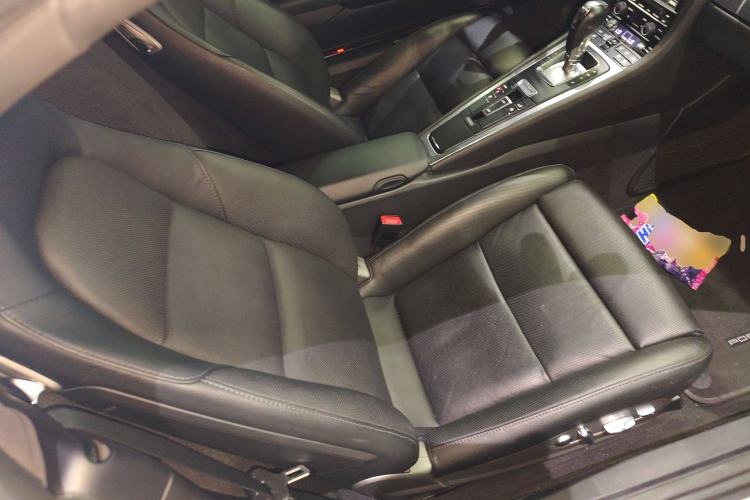Used Porsche Boxster 2015 Boxster Style Edition 2.7L Right Front Seat